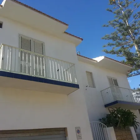 La Casa Sopra Il Mare Holiday home Cava d'Aliga